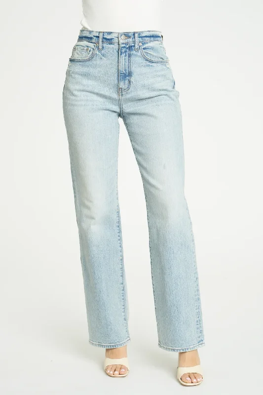 The Off Duty Jean by Daze Denim